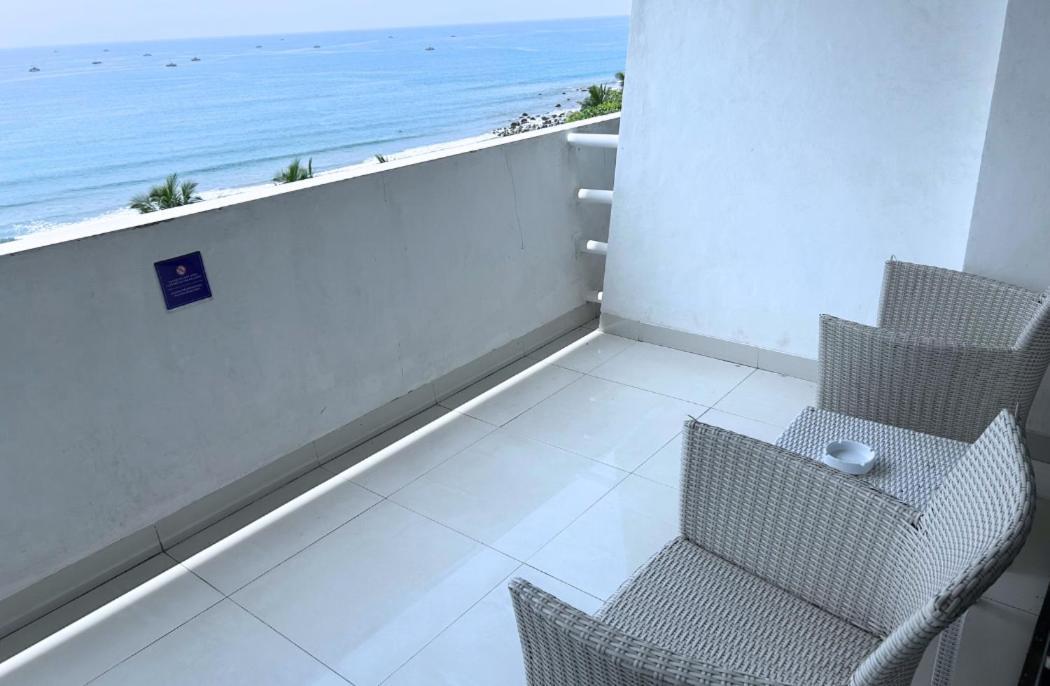 Grand Inna Samudra Beach Cimaja Buitenkant foto