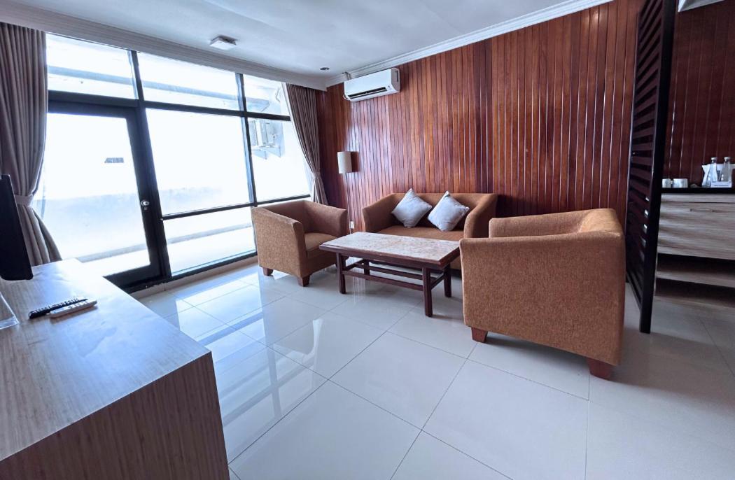 Grand Inna Samudra Beach Cimaja Buitenkant foto