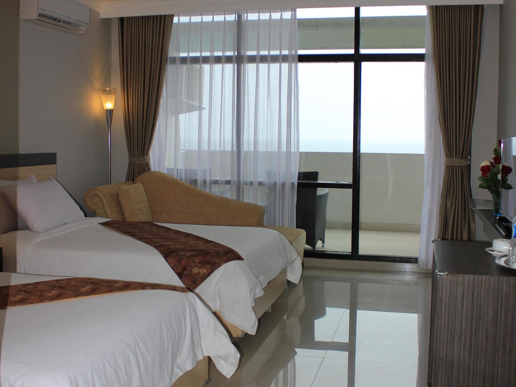 Grand Inna Samudra Beach Cimaja Buitenkant foto